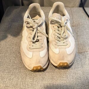 Veja Rio Branco Low Top Shoes Women's Suede